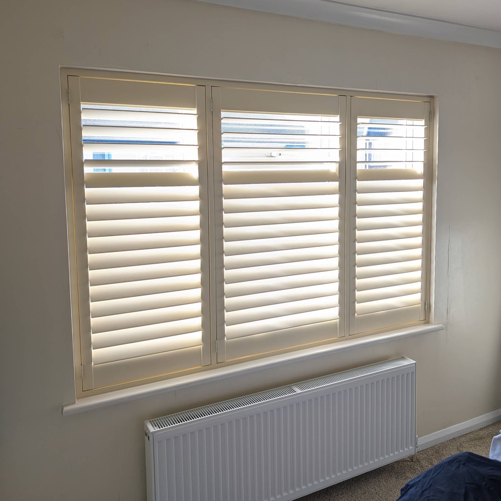 Composite Shutters That Last Through the Seasons